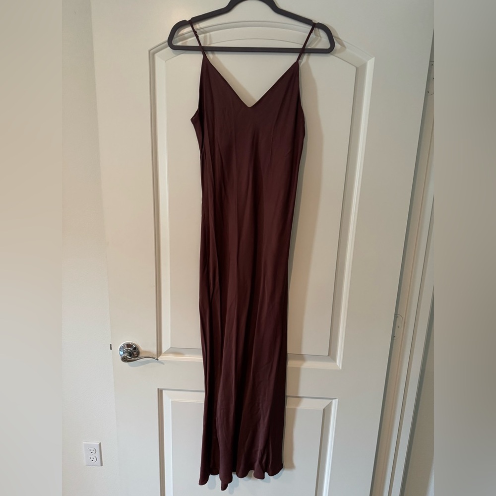BE COOL Women's Midi Dress in Deep Burgundy